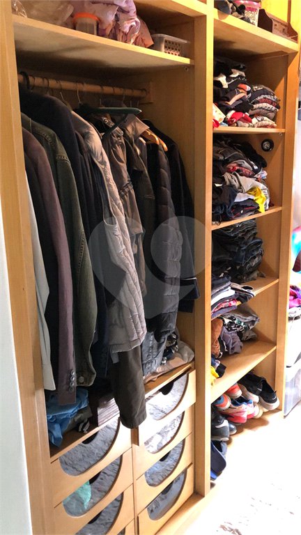 Casa à venda com 3 quartos, sendo 1 suíte,  no condomínio Alpes da Cantareira, Mairiporã - SP