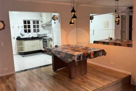 Casa à venda com 3 quartos, sendo 1 suíte, no condomínio Vilage Palmas, São Paulo - SP