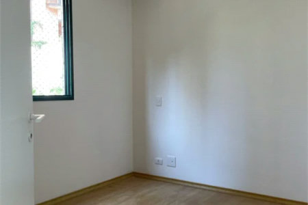 Apartamento à venda com 3 quartos, sendo 1 suíte, em Vila Suzana, São Paulo, SP