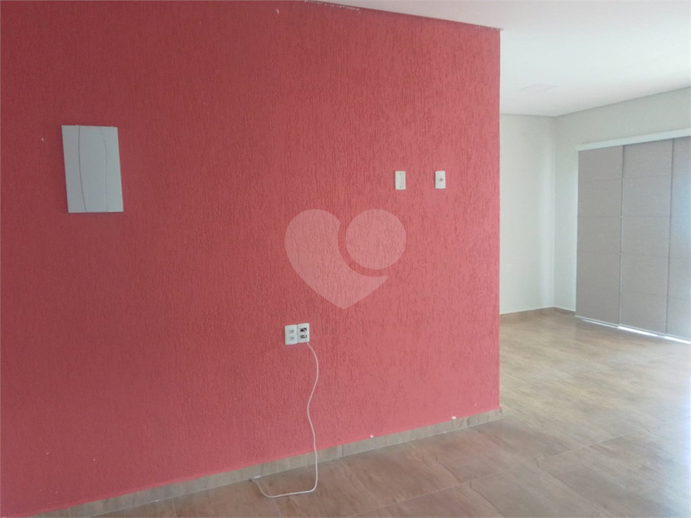 Condomínio à venda com 4 quartos, sendo 2 suítes, em Wanel Ville, Sorocaba, SP