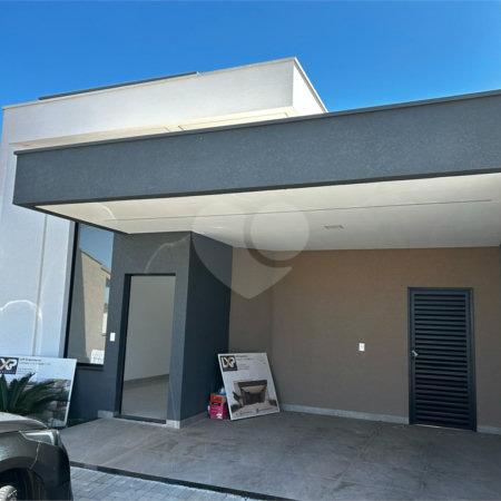 Casa à venda com 2 quartos, sendo 1 suíte,  no condomínio Residencial Marina, Itapetininga - SP