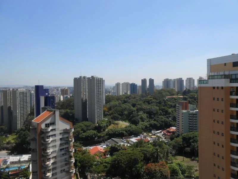 Apartamento à venda com 4 suítes em Vila Suzana, São Paulo, SP