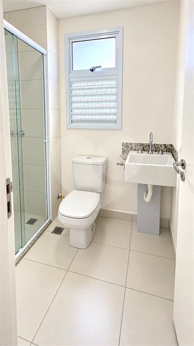 Apartamento para alugar com 3 quartos, sendo 1 suíte,  em Barueri, Barueri, SP