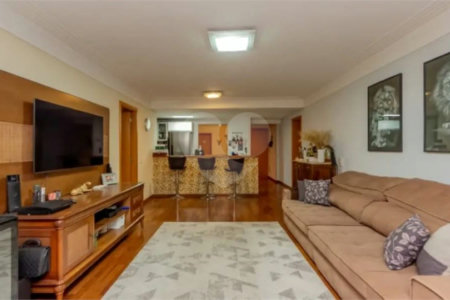 Apartamento à venda com 3 quartos, sendo 2 suítes, em Jardim, Santo André, SP
