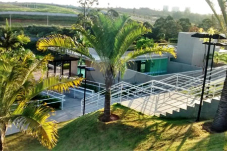 Casa à venda com 3 suítes no condomínio Residencial Central Parque, Salto - SP