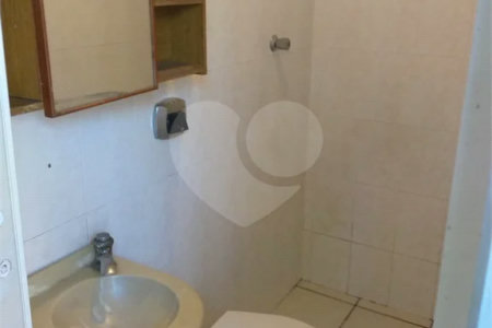 Sobrado à venda com 3 quartos, sendo 1 suíte, em Vila Mazzei, São Paulo, SP