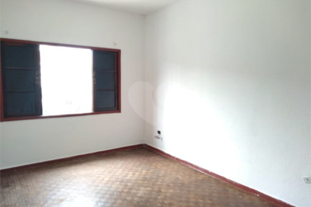 Sobrado à venda com 2 quartos em Vila Hamburguesa, São Paulo, SP