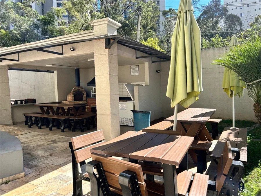 Apartamento à venda com 2 quartos, sendo 1 suíte,  em Vila Andrade, São Paulo, SP