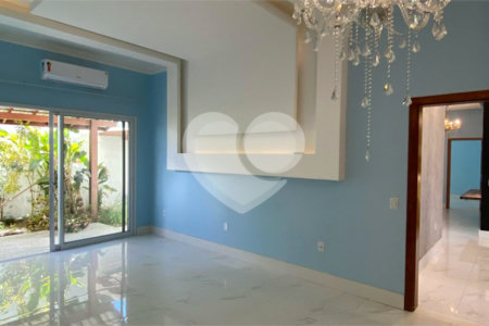 Casa à venda com 4 suítes em Orla Norte, Porto Seguro, BA