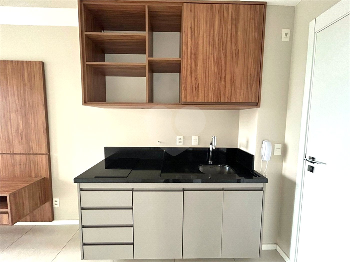 Apartamento para alugar com 1 suíte em Cerqueira César, São Paulo, SP