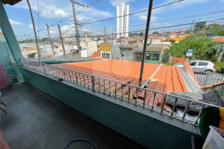 Casa à venda com 3 quartos, sendo 1 suíte, em Vila Júlia, Poá, SP