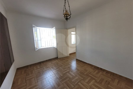 Casa à venda com 3 quartos em Parque da Lapa, São Paulo, SP