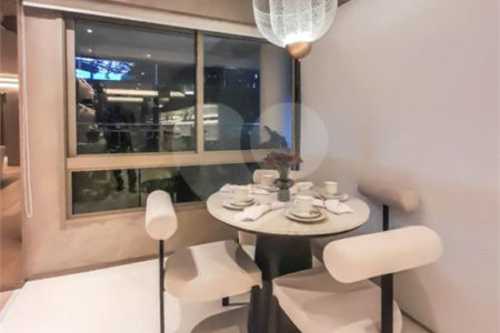 Apartamento à venda com 4 suítes em Indianópolis, São Paulo, SP