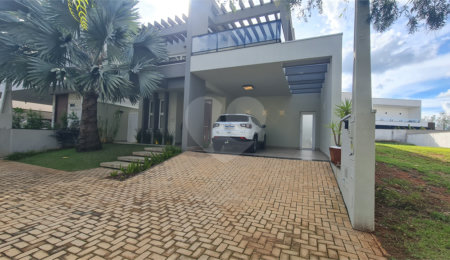 Casa à venda com 4 suítes no condomínio Spazio Verde 1, Itapetininga - SP