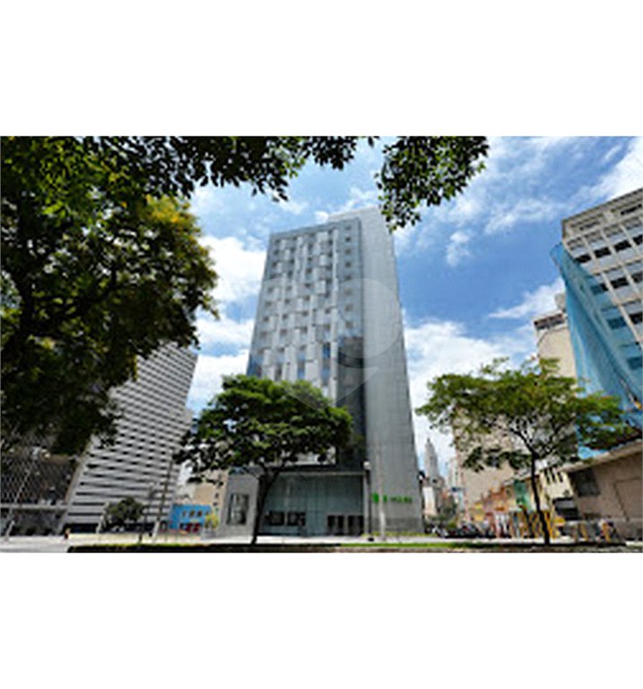 Flat à venda com 1 suíte no Centro, São Paulo, SP