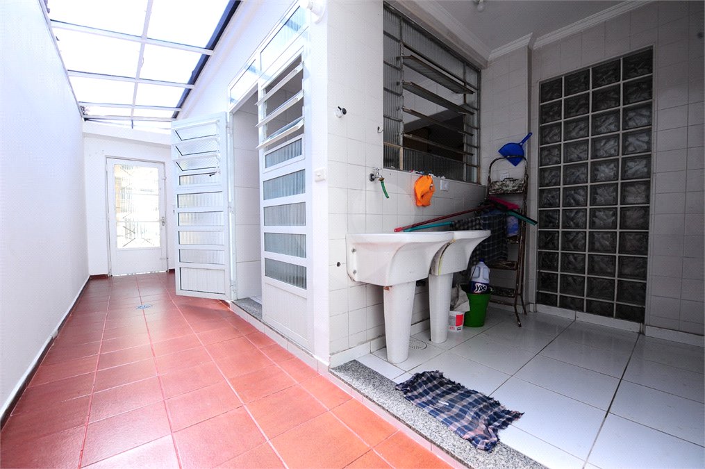 Casa Térrea para alugar com 4 quartos, sendo 1 suíte, em Vila Mariana, São Paulo, SP