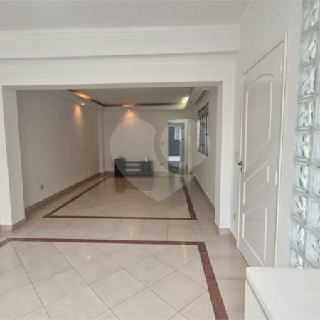 Casa de Vila à venda com 3 suítes em Santana, São Paulo, SP