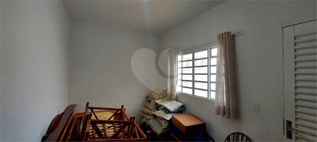 Casa à venda com 5 quartos, sendo 1 suíte, em Jardim Santa Paula, São Carlos, SP