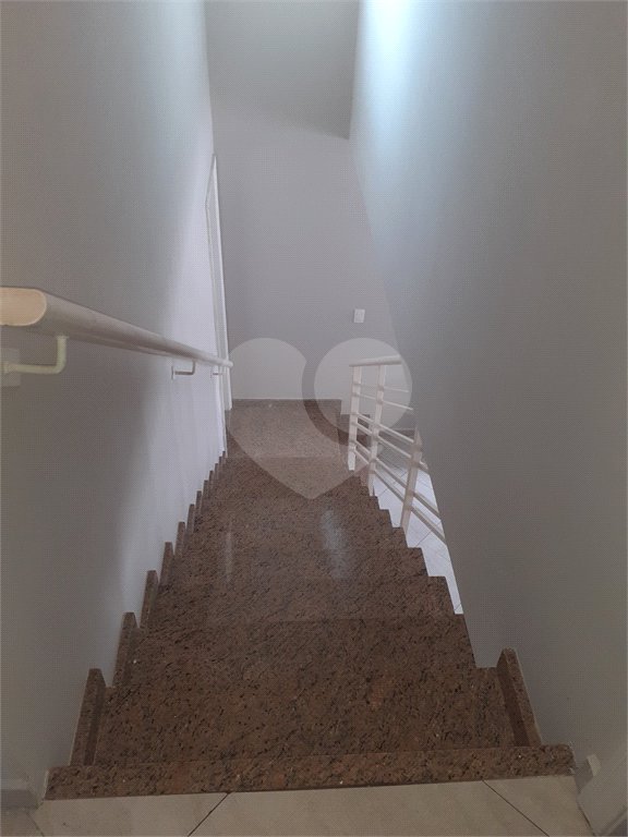 Sobrado à venda com 3 suítes em Vila Vitório Mazzei, São Paulo, SP