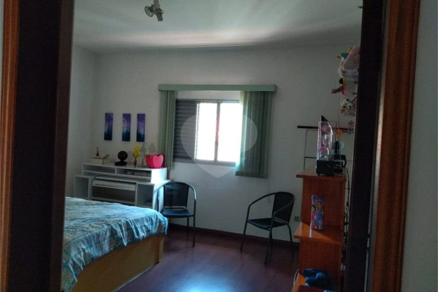 Sobrado à venda com 4 quartos em Pirituba, São Paulo, SP