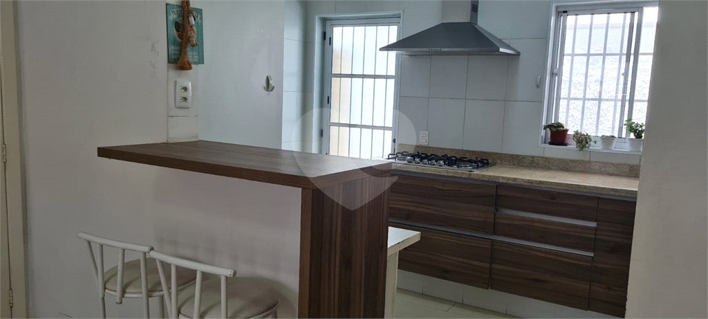 Sobrado à venda com 5 quartos, sendo 4 suítes, em Brooklin Velho, São Paulo, SP