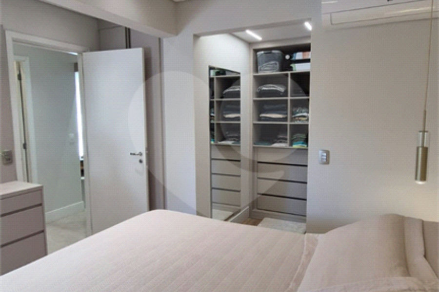Apartamento à venda com 3 suítes em Santana, São Paulo, SP