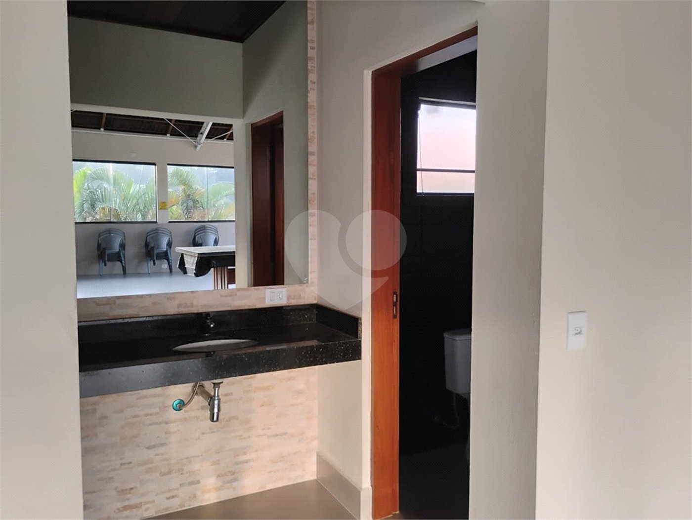Casa à venda com 4 quartos em Barreiro, Mairiporã, SP