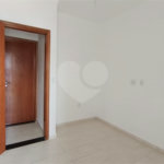 Casa à venda com 2 suítes no condomínio Residencial Paranaguá, São Paulo - SP