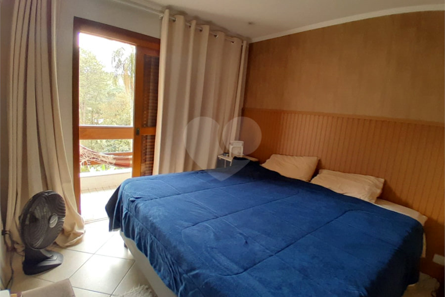 Casa Térrea à venda com 5 quartos, sendo 2 suítes,  em Roseira, Mairiporã, SP