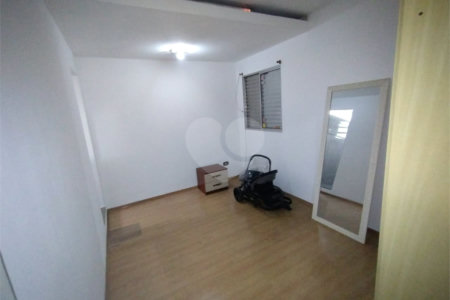 Sobrado à venda com 3 quartos, sendo 1 suíte, em Jardim Trussardi, São Paulo, SP