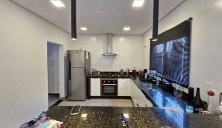 Casa em condomínio à venda com 3 suítes em Cajuru do Sul, Sorocaba, SP