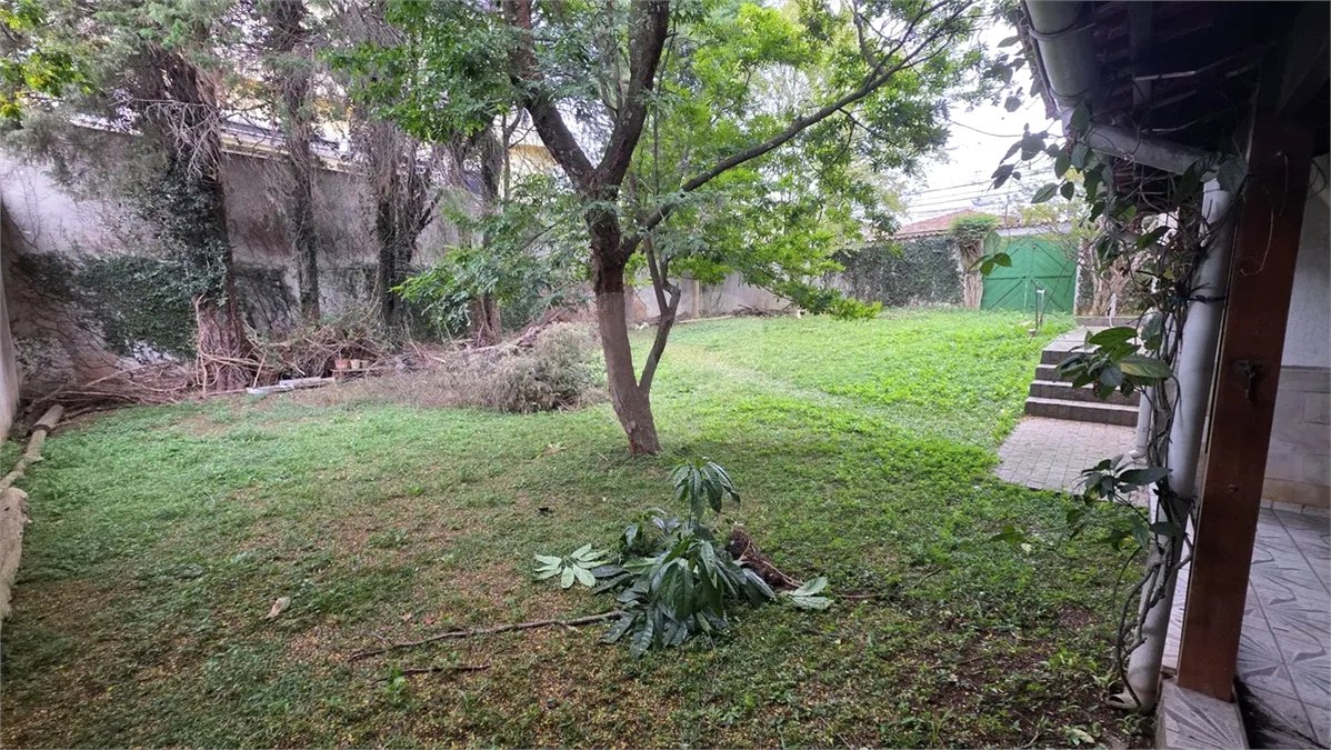 Sobrado à venda com 5 quartos, sendo 2 suítes, em Jardim do Mar, São Bernardo do Campo, SP