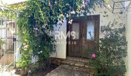 Casa à venda com 2 quartos, sendo 1 suíte,  em Condomínio Monte Belo, Salto, SP