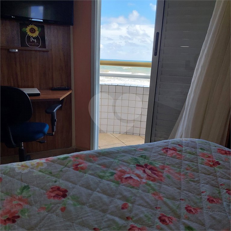 Apartamento à venda com 2 quartos, sendo 1 suíte,  em Vera Cruz, Mongaguá, SP