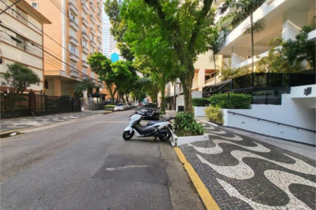 Apartamento Residencial para locação, Gonzaga, Santos - AP0140.