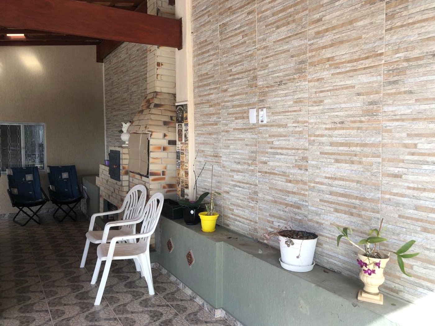 Casa à venda com 3 quartos, sendo 2 suítes,  em Jardim do Lago, Atibaia, SP