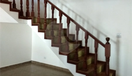 Sobrado à venda com 5 quartos, sendo 1 suíte,  em Vila Esperia Ou Giglio, Atibaia, SP