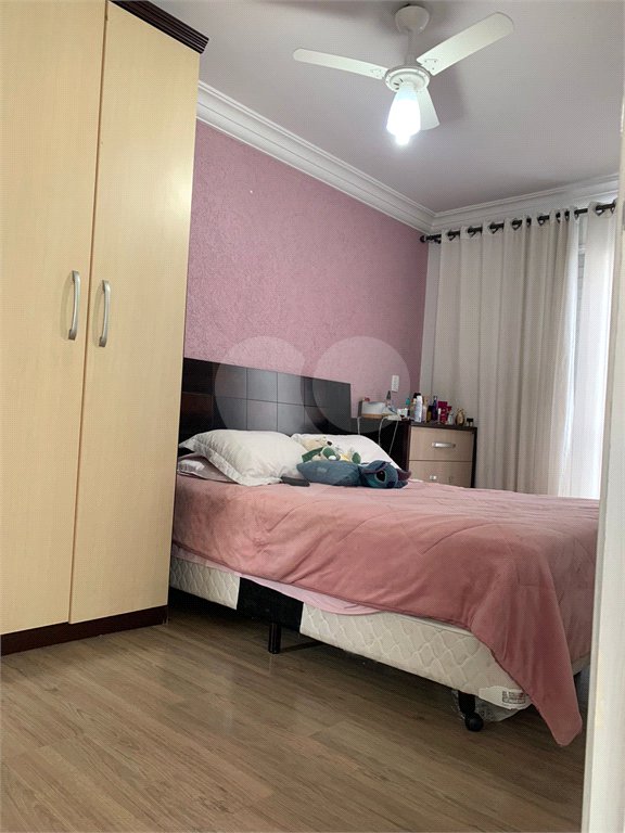 Casa à venda com 3 quartos, sendo 2 suítes,  no condomínio Residencial Jardins, São Bernardo do Campo - SP