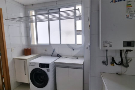 Apartamento à venda com 3 suítes em Santa Teresinha, São Paulo, SP