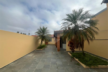 Casa à venda com 5 quartos, sendo 1 suíte, no Centro, Itapetininga, SP
