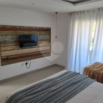 Terreno em condomínio à venda com 5 quartos, sendo 4 suítes, em Caravelas, Armação dos Búzios, RJ