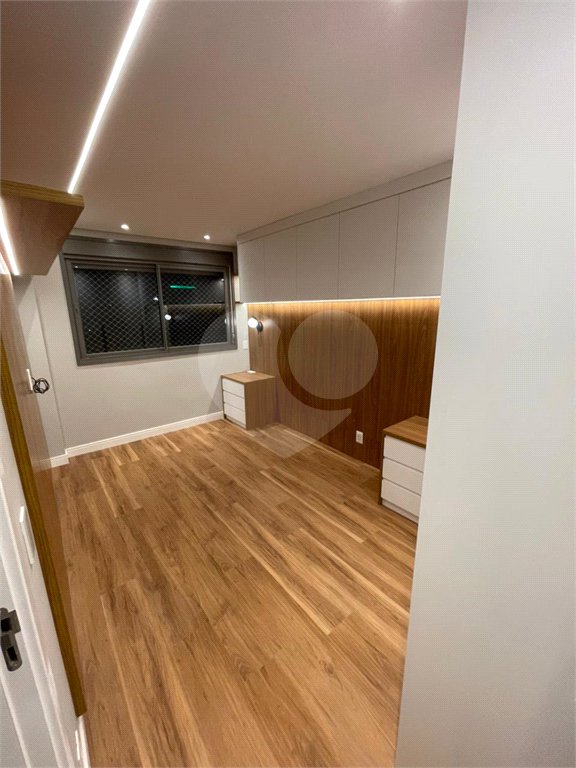 Apartamento à venda ou para alugar com 3 quartos, sendo 1 suíte, em Barra Funda, São Paulo, SP