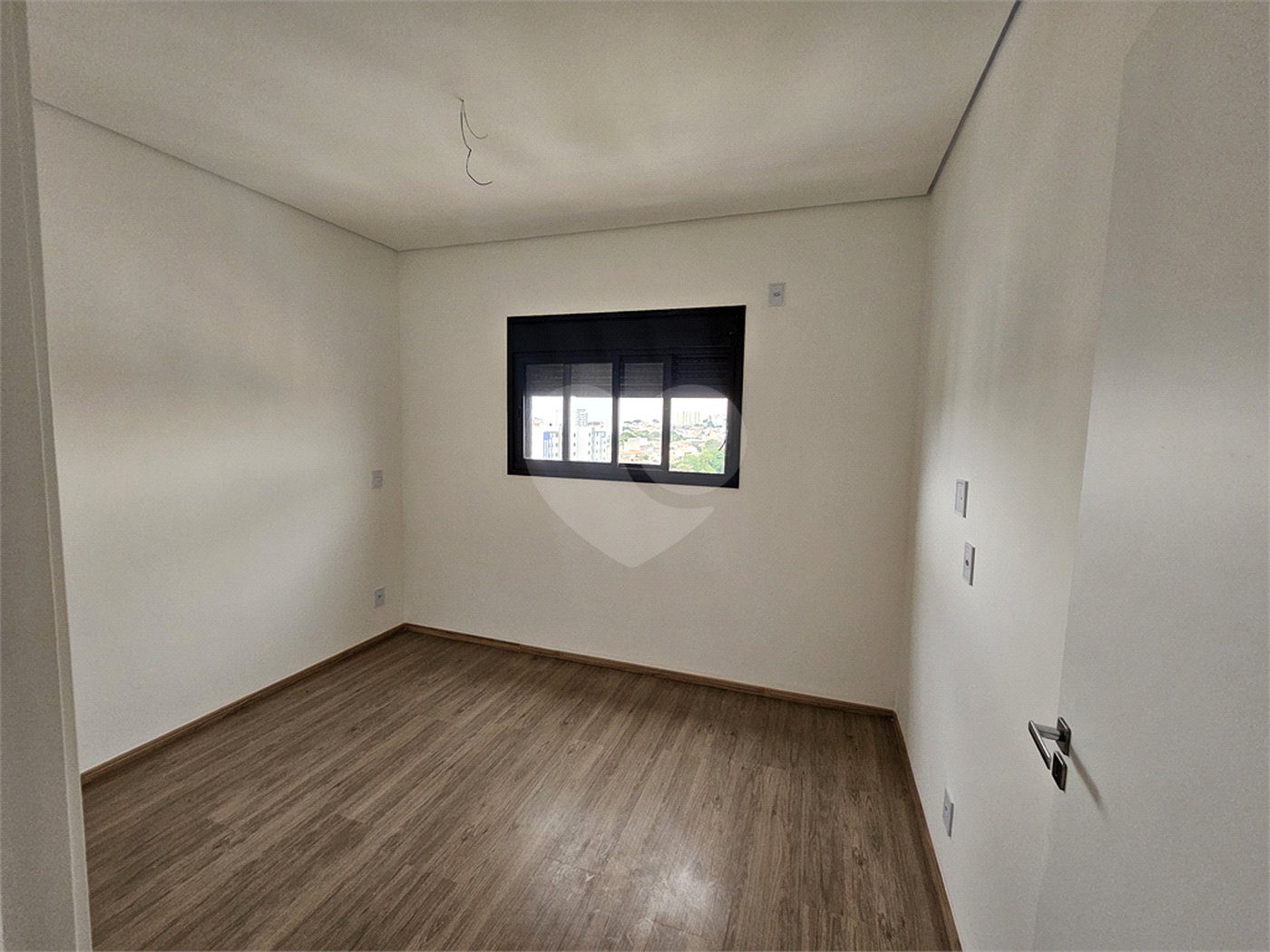 Apartamento à venda com 3 quartos, sendo 1 suíte, em Vila Lucy, Sorocaba, SP