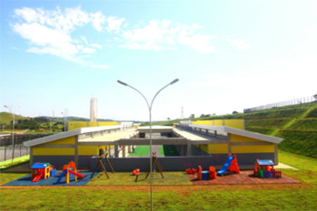 Casa à venda com 4 suítes no condomínio Monaco, São José dos Campos - SP