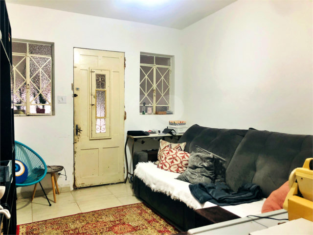 Sobrado à venda com 2 quartos em Santana, São Paulo, SP