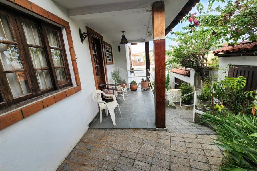 Sobrado à venda com 2 quartos, sendo 1 suíte, em Tremembé, São Paulo, SP