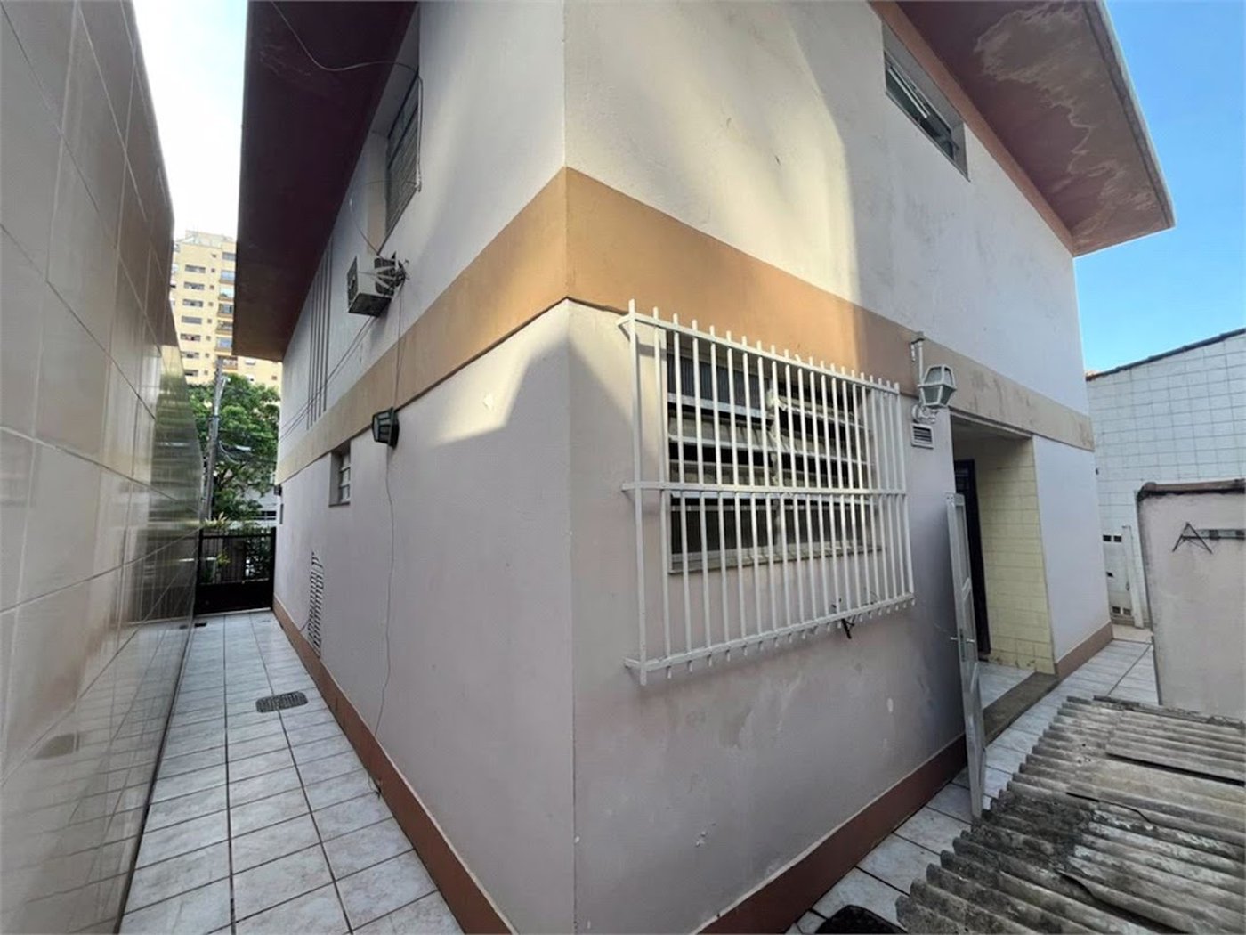 Casa com 5 dormitórios para alugar, 250 m² por R$ 10.630,00 - Ponta da Praia - Santos/SP