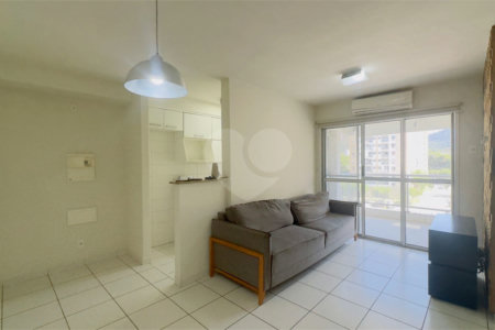 Apartamento à venda com 3 quartos, sendo 1 suíte,  em Jacarepaguá, Rio de Janeiro, RJ