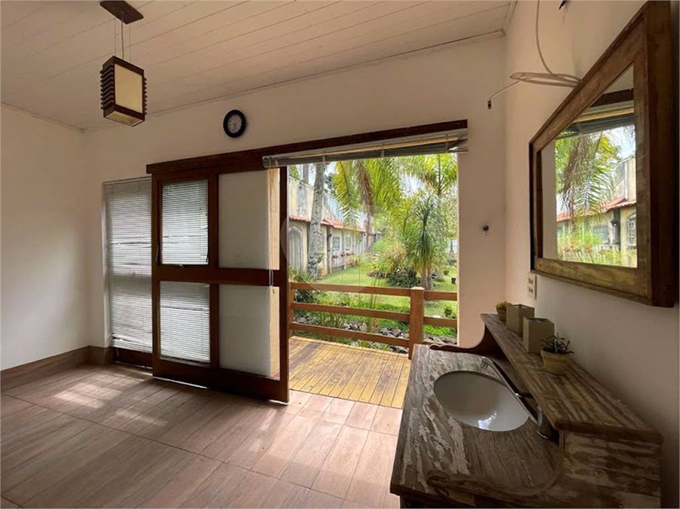 Casa à venda com 4 suítes no condomínio Miollo da Granja, Cotia - SP