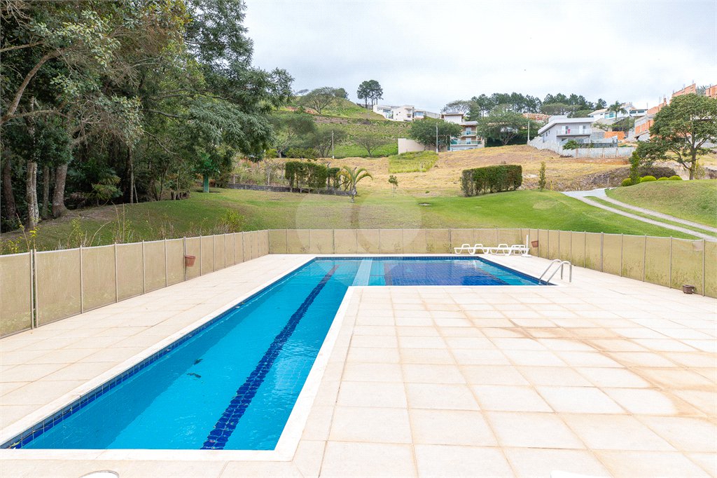 Casa à venda ou para alugar com 5 suítes no condomínio Altos de São Roque, São Roque - SP